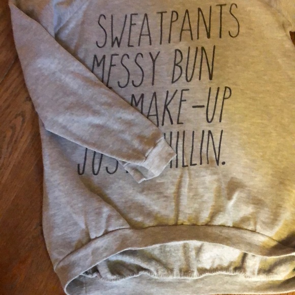 Off the shoulder Scoop neck sweater - Picture 4 of 5